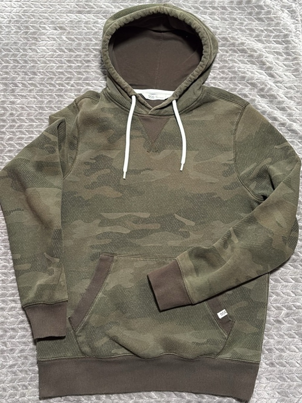 DSG Men’s Camo Green Pullover Hooded Sweatshirt Size Medium